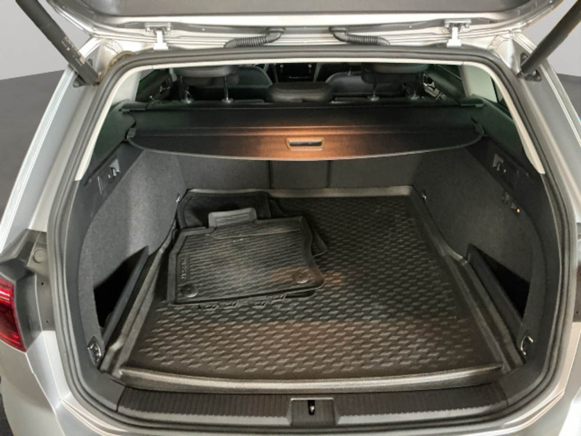 Volkswagen Passat Variant Elegance