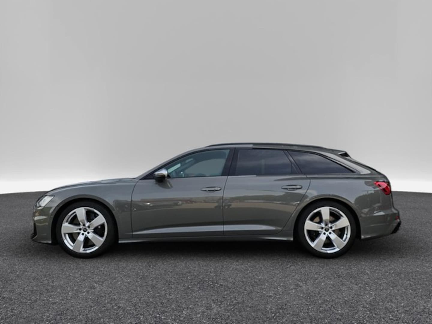 Bild über Audi S6 Avant S6 Avant TDI 253(344) kW(PS) tiptronic - für weitere Informationen kontaktieren Sie den Audi Partner
