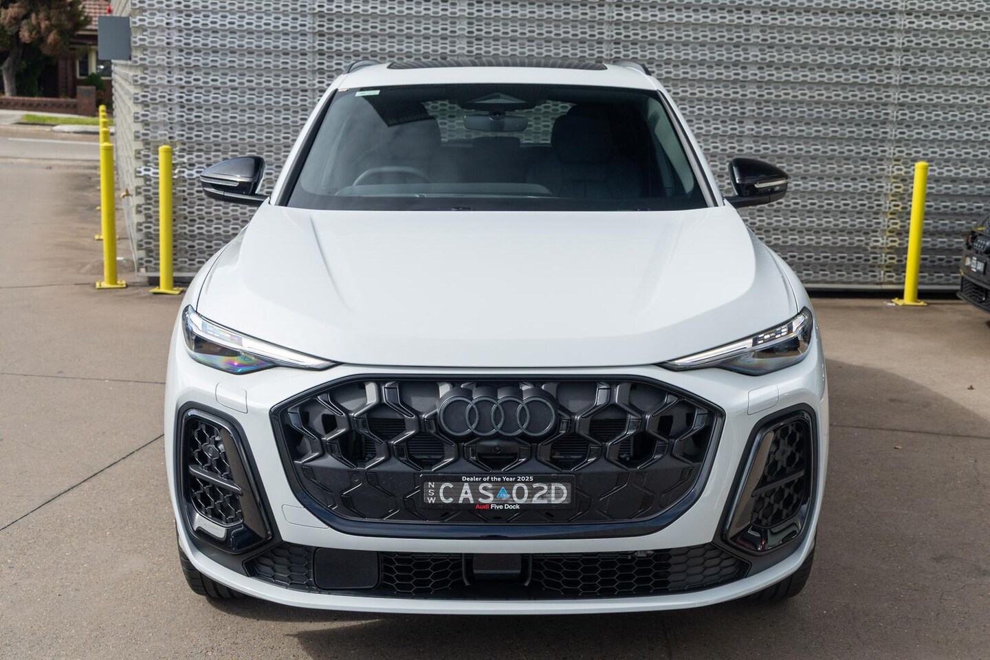 Image about Audi Q5 SUV e-hybrid quattro S tronic