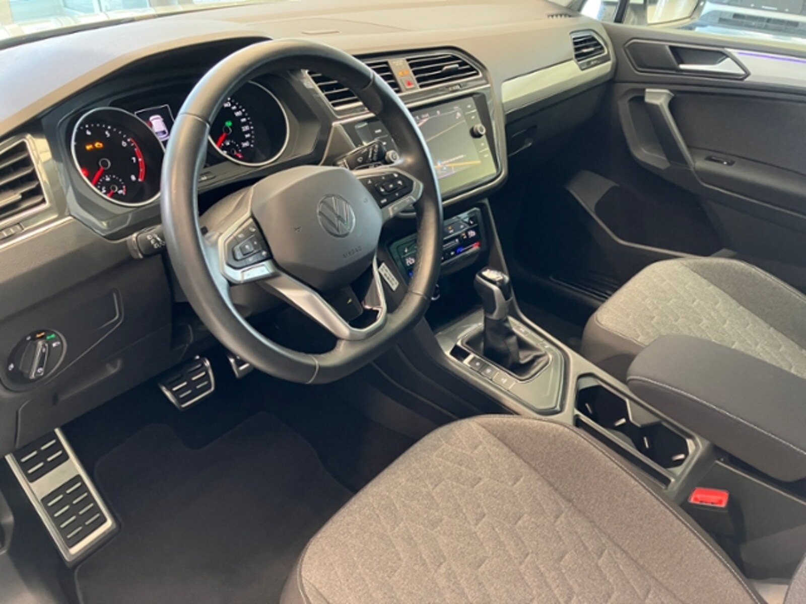 Volkswagen Tiguan – Bild 6