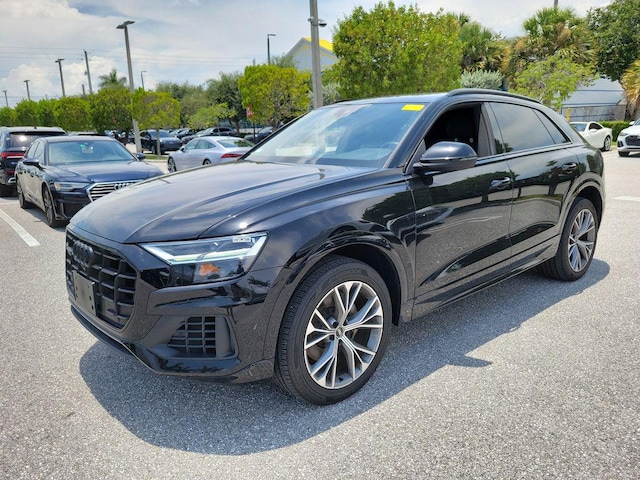 2022 Audi Q8