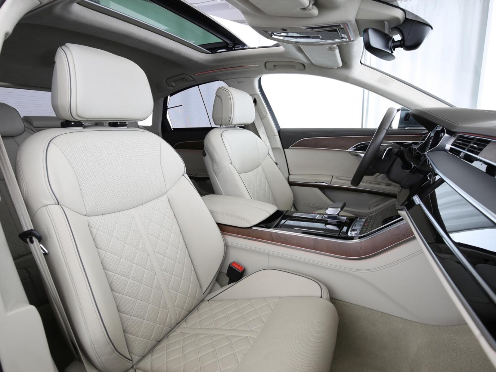 Audi A8 – Bild 25