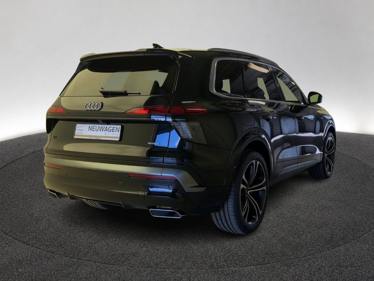 Bild über Audi Q7 SUV TDI quattro 220 kW tiptronic - für weitere Informationen kontaktieren Sie den Audi Partner