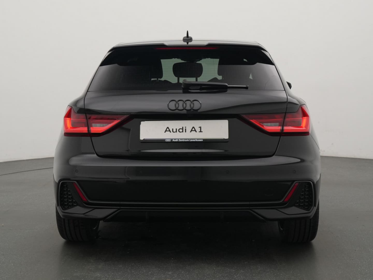 Bild über Audi A1 Sportback S line 35 TFSI S tronic - für weitere Informationen kontaktieren Sie den Audi Partner