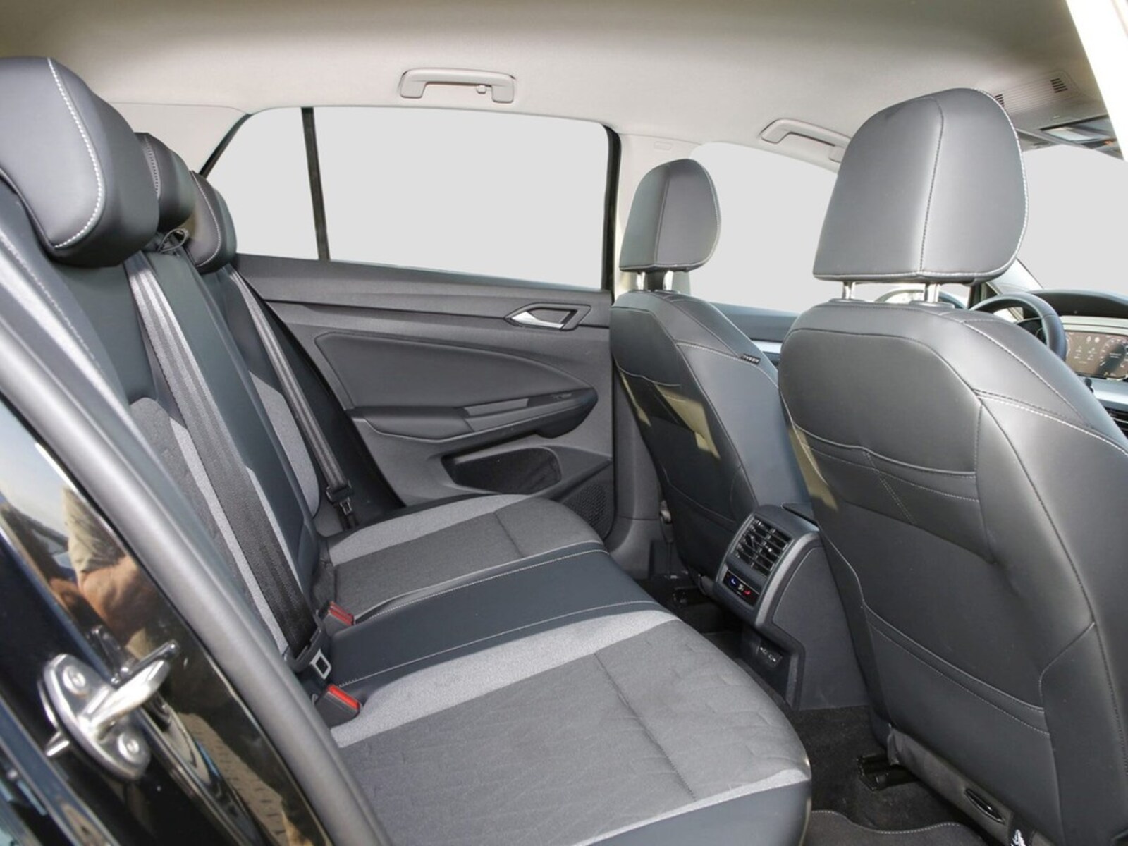 Volkswagen Golf – Bild 12