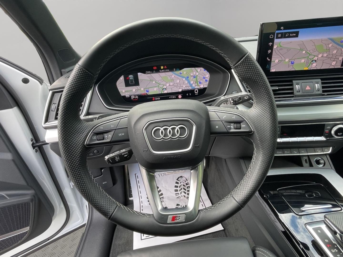 Bild über Audi Q5 Sportback 40 TDI quattro S tronic - für weitere Informationen kontaktieren Sie den Audi Partner