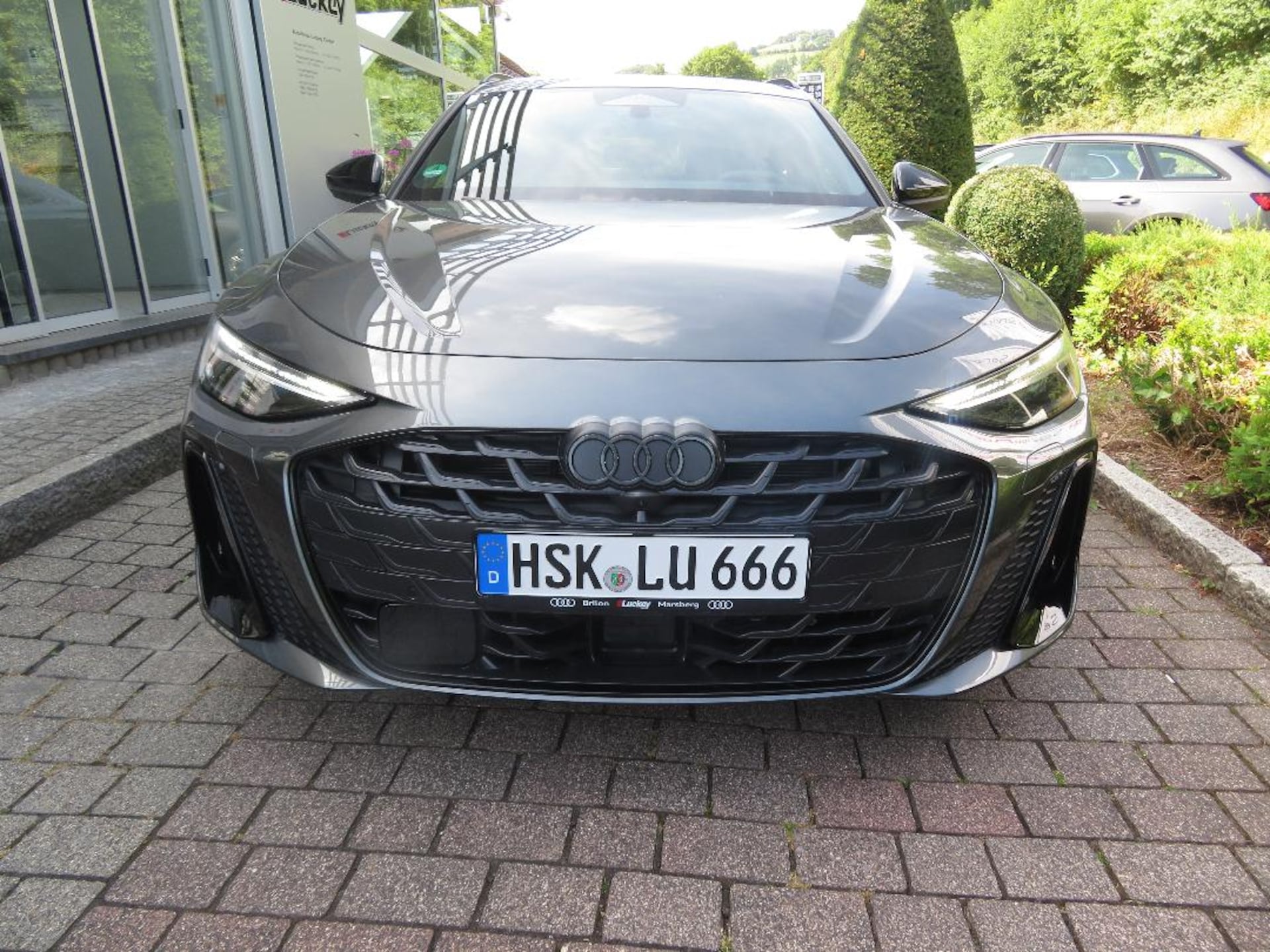 Audi A6 Avant S line