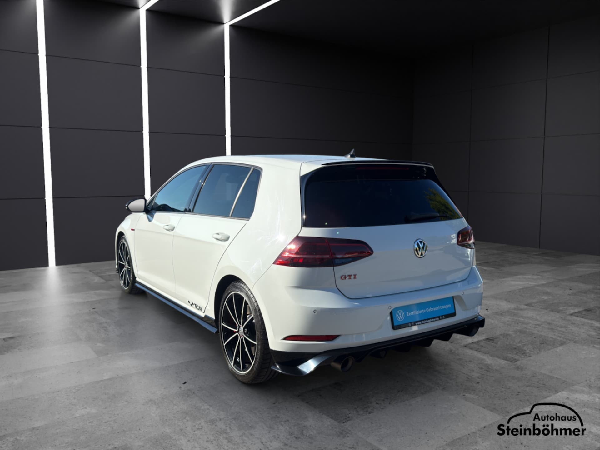 Volkswagen Golf GTI