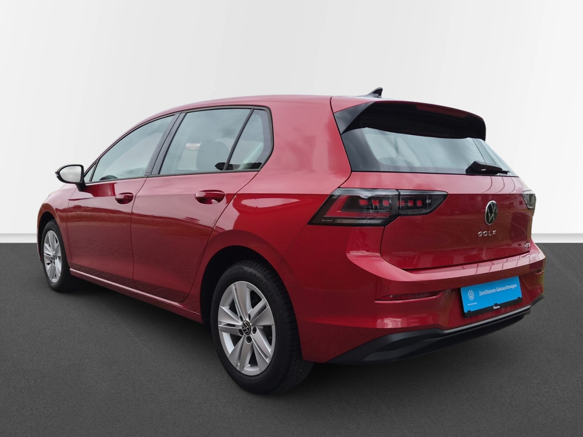Volkswagen Golf Life