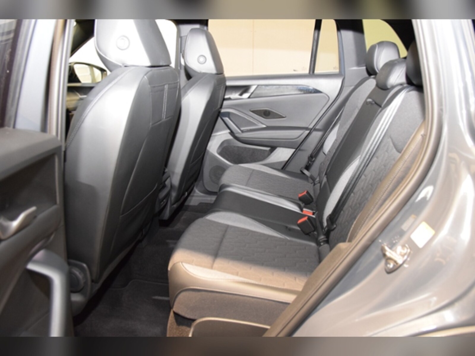 Volkswagen Tiguan – Bild 9