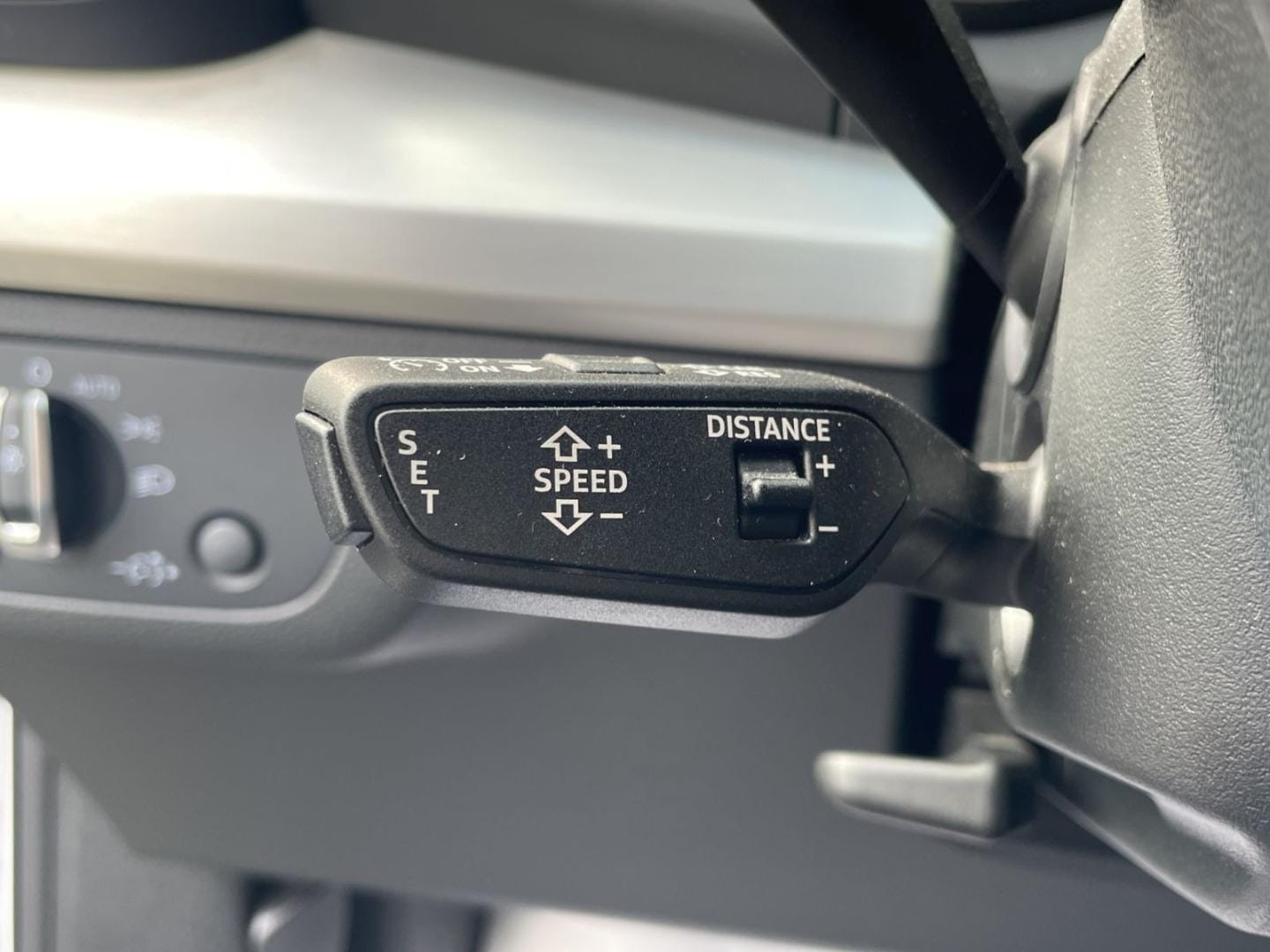 Bild über Audi Q5 Sportback 40 TDI quattro S tronic - für weitere Informationen kontaktieren Sie den Audi Partner