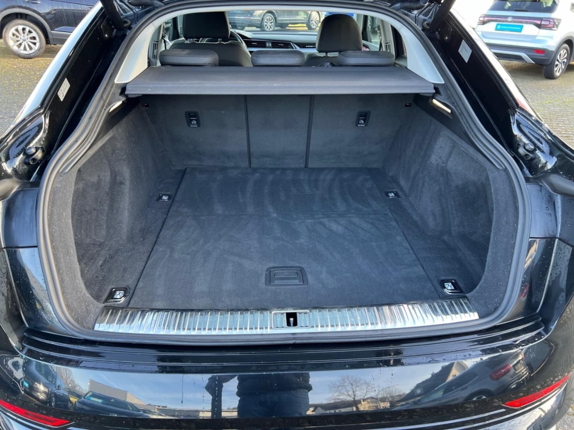 Audi e-tron Sportback S line