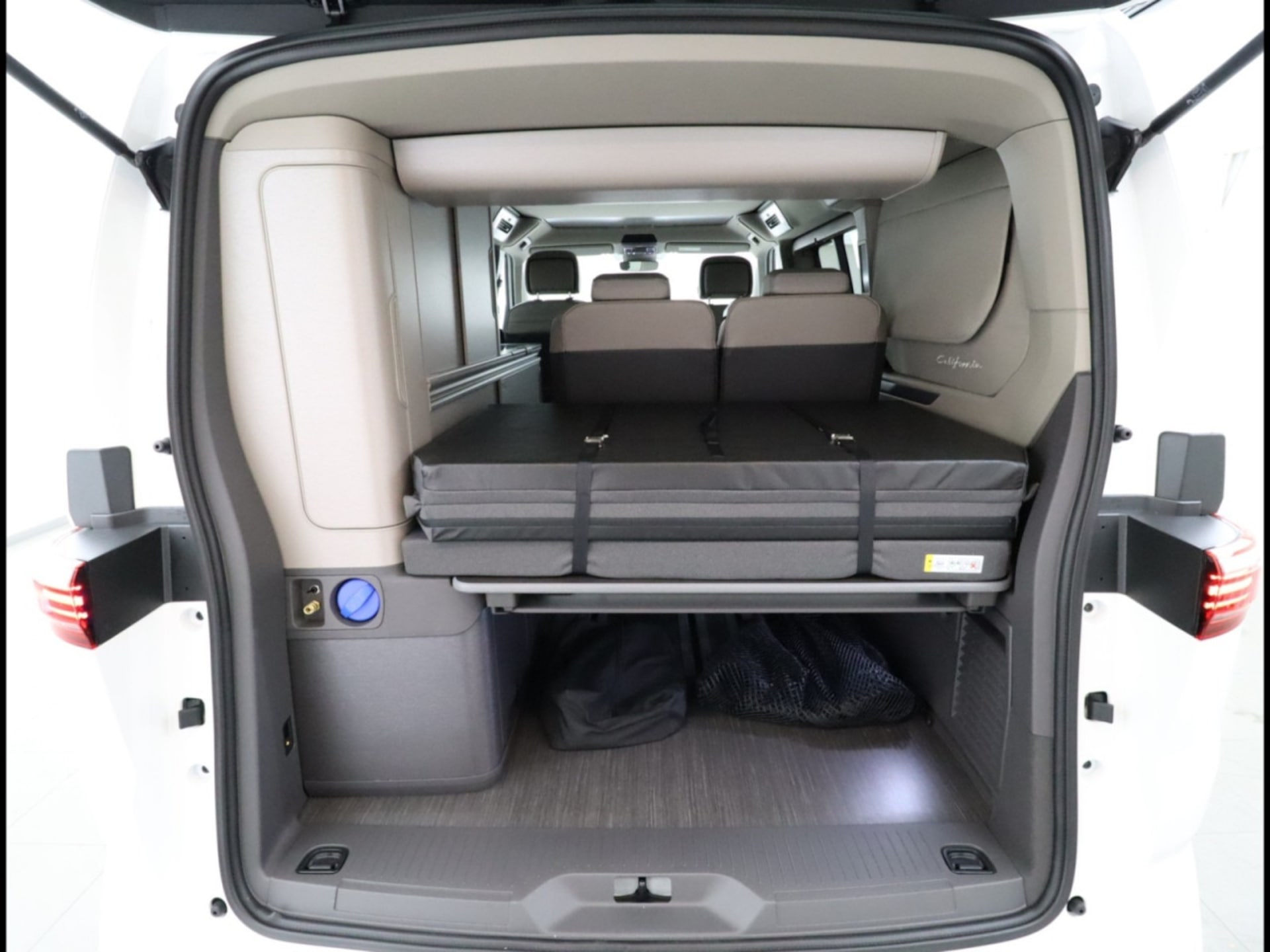 Volkswagen California Ocean