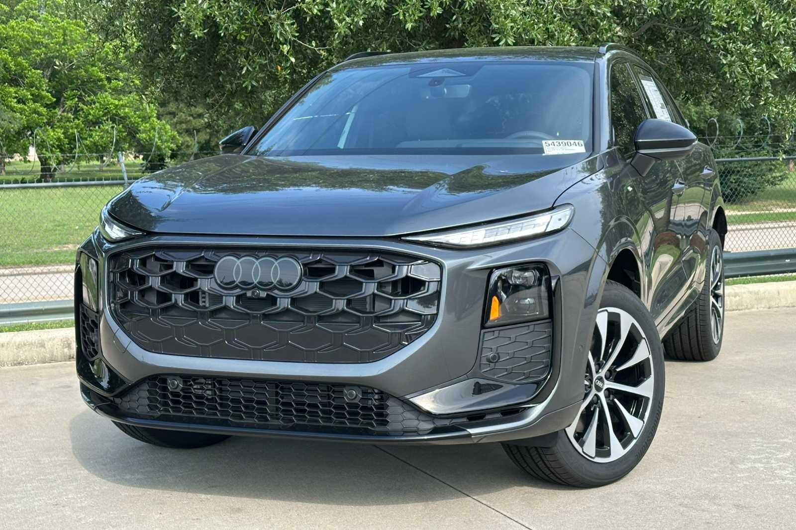 2026 Audi Q3 S line quattro's photo