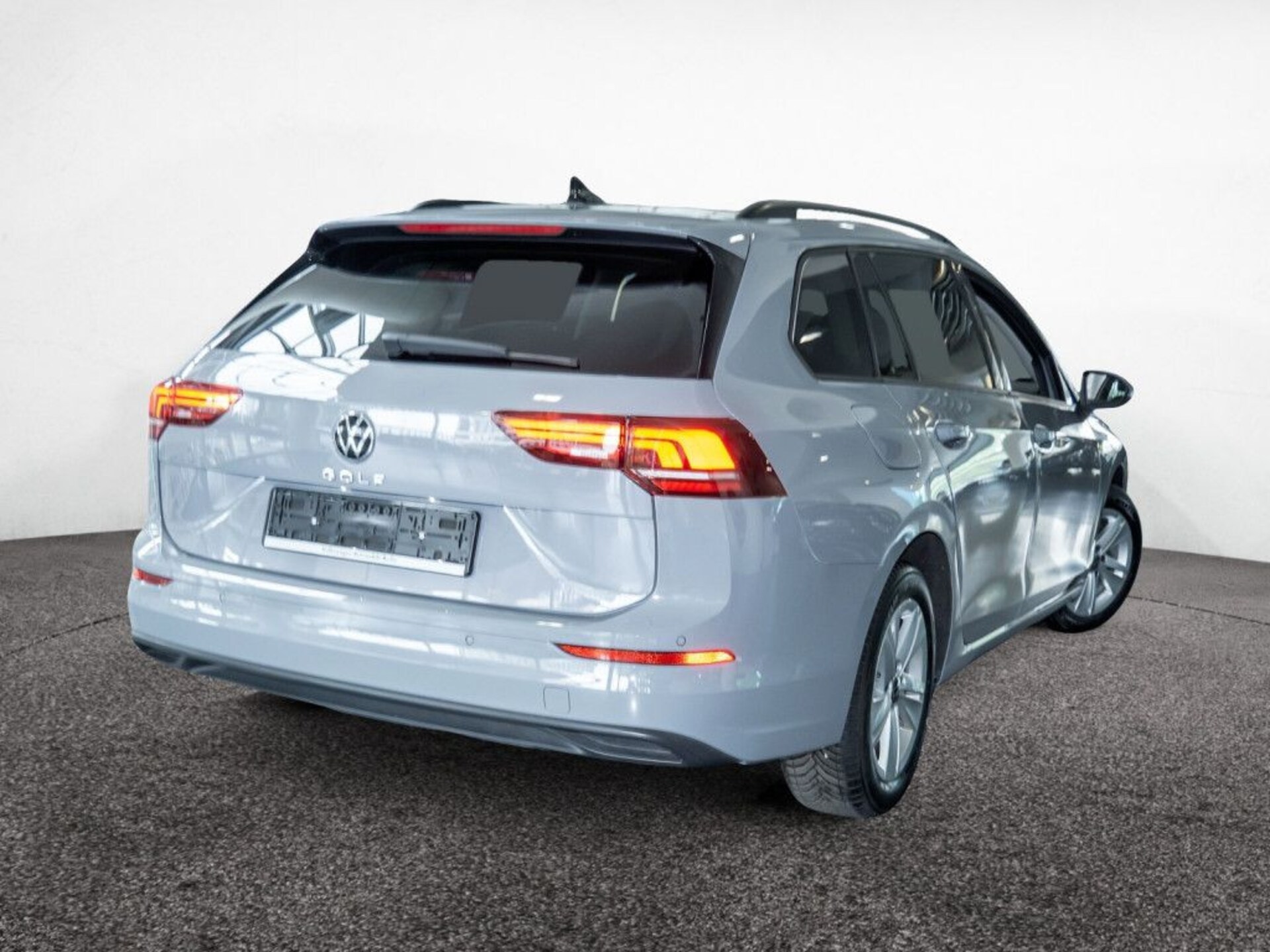 Volkswagen Golf Variant Life