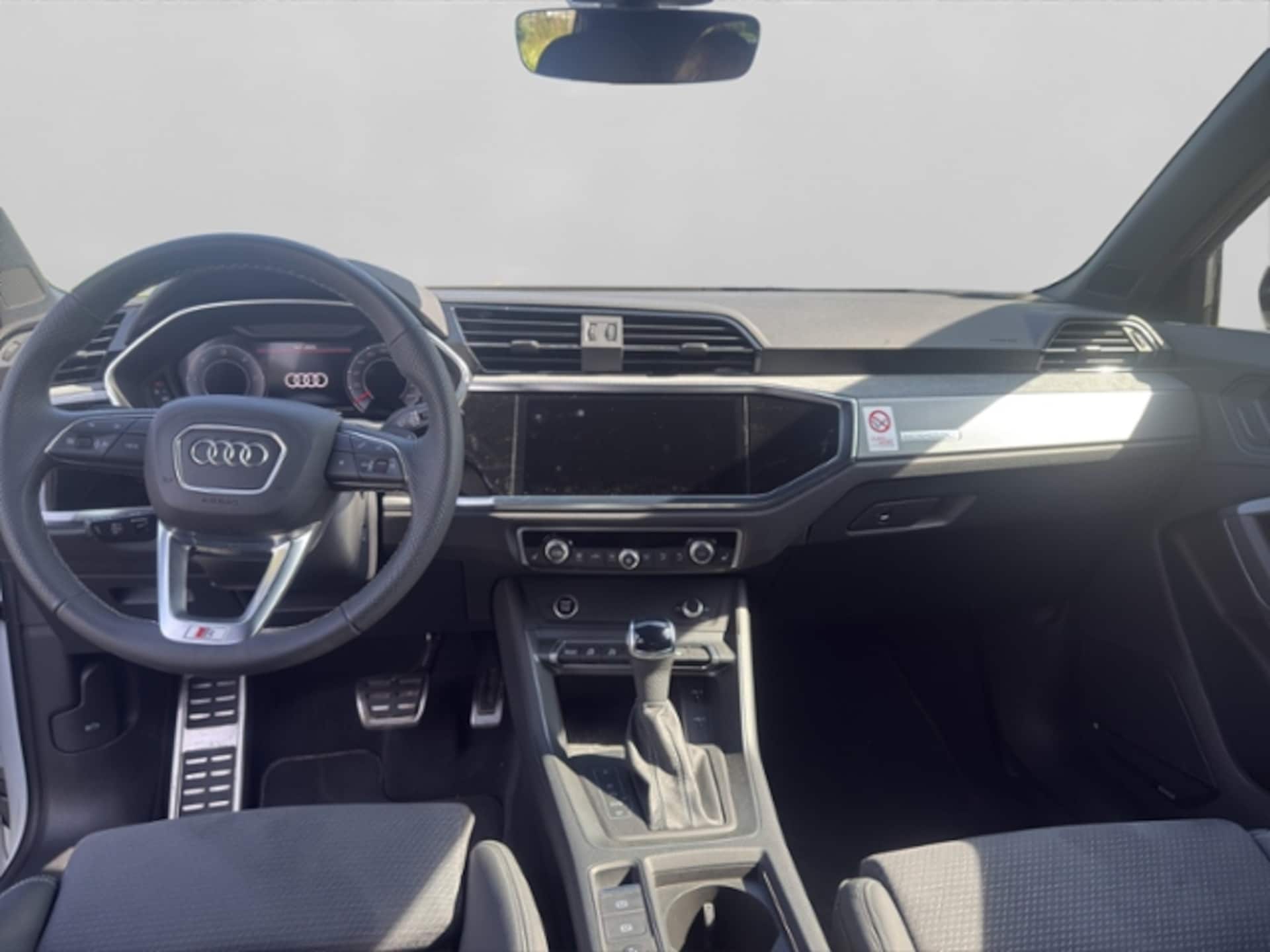 Audi Q3 SUV S line