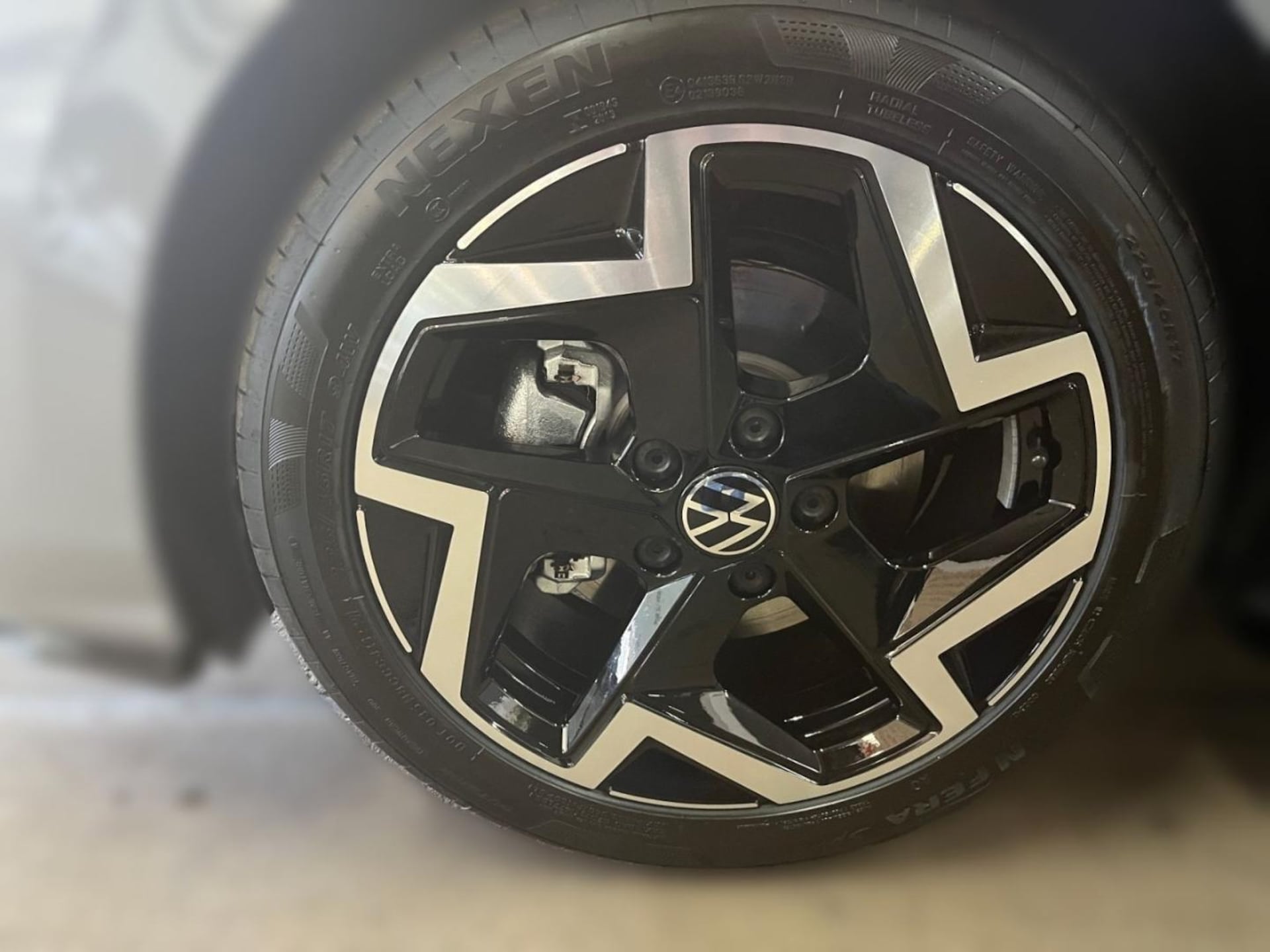Volkswagen Golf R-Line