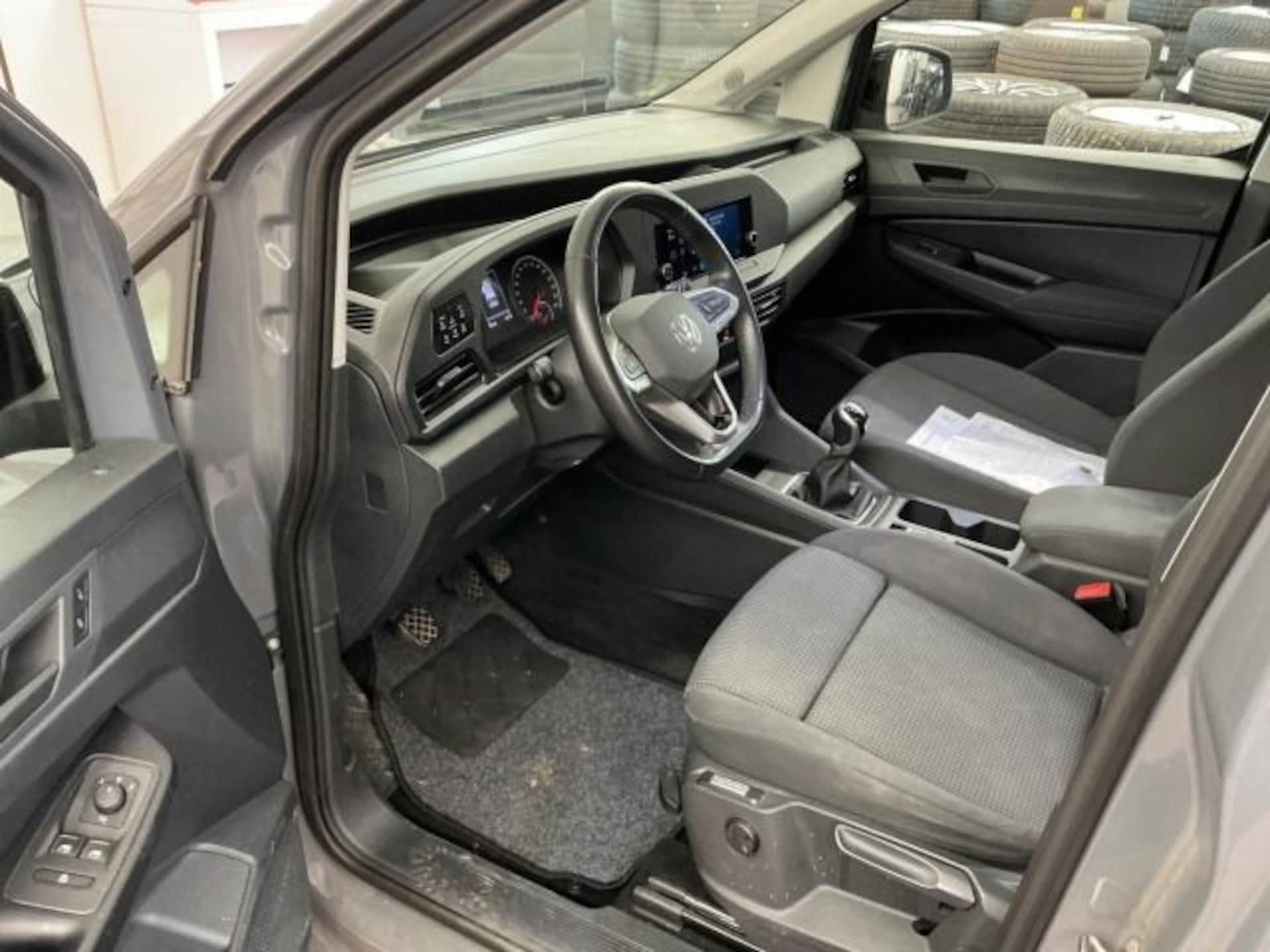 Volkswagen Caddy Basis-Modell