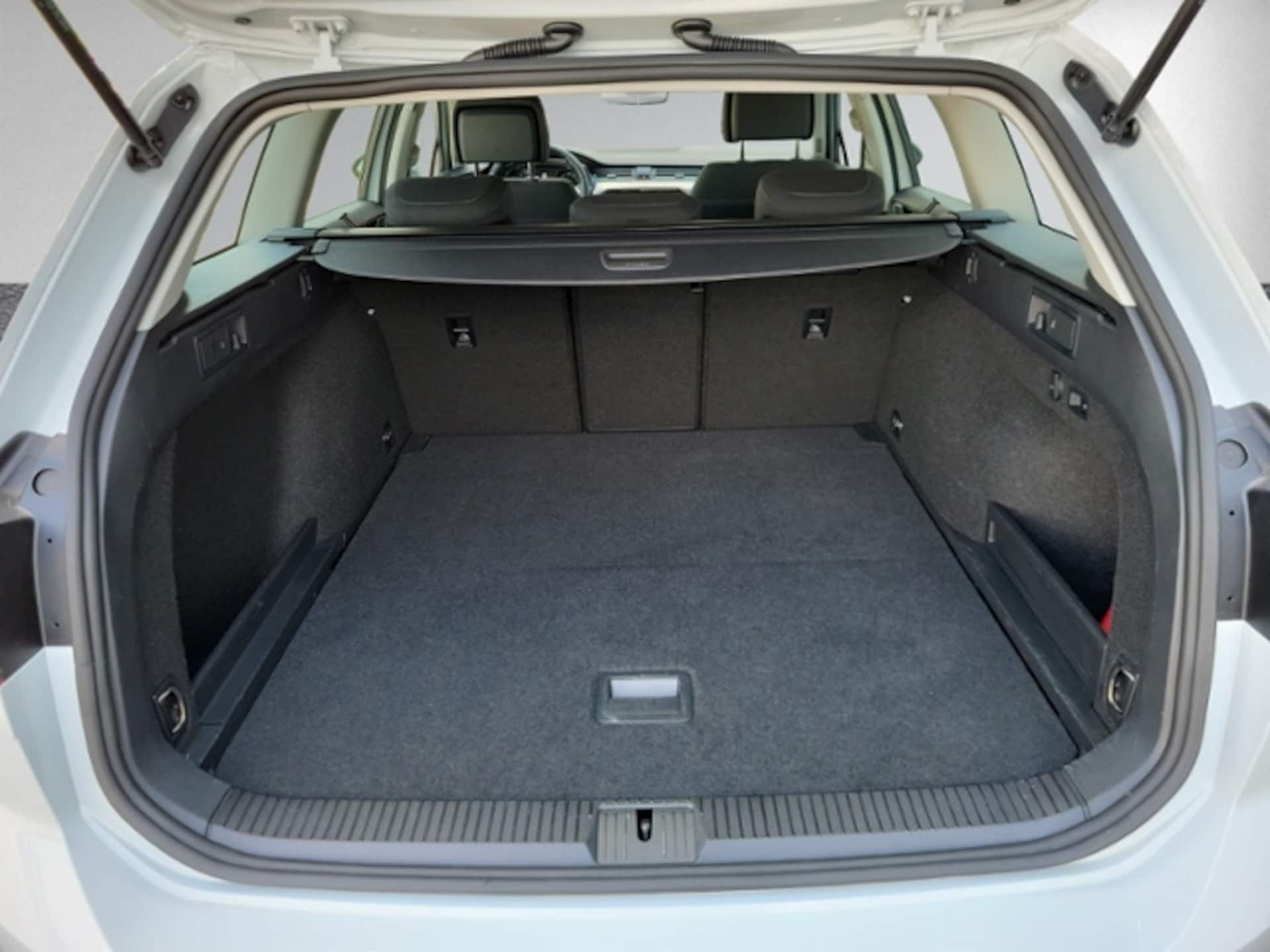 Volkswagen Passat Variant Business