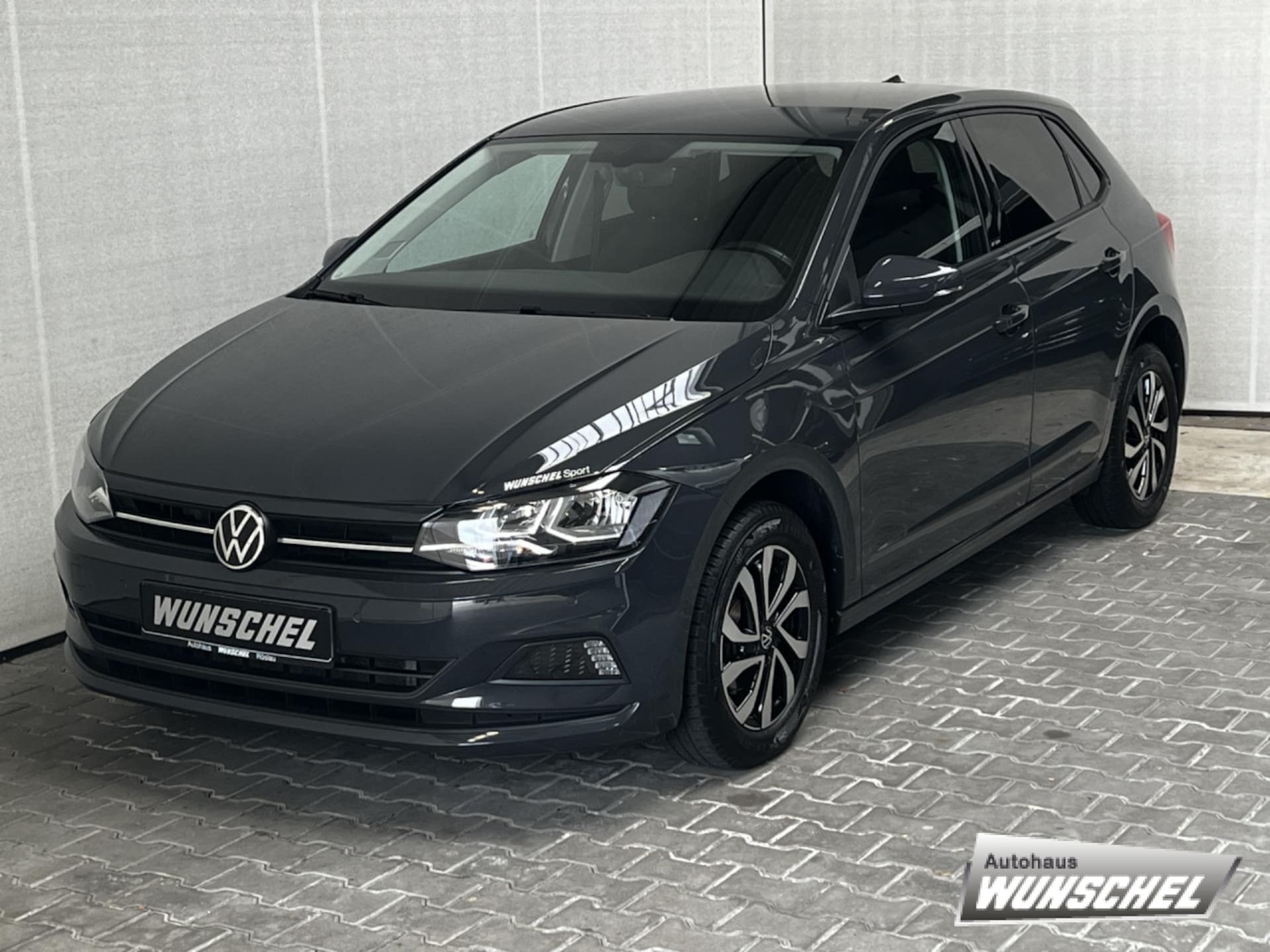 Volkswagen Polo Active