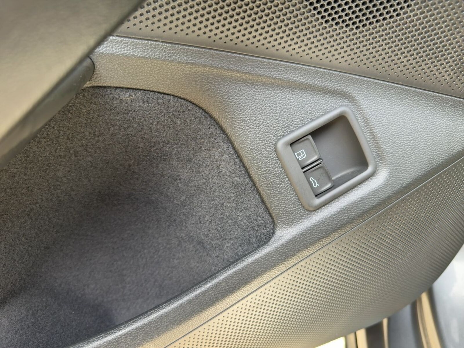 Volkswagen Passat – Bild 17