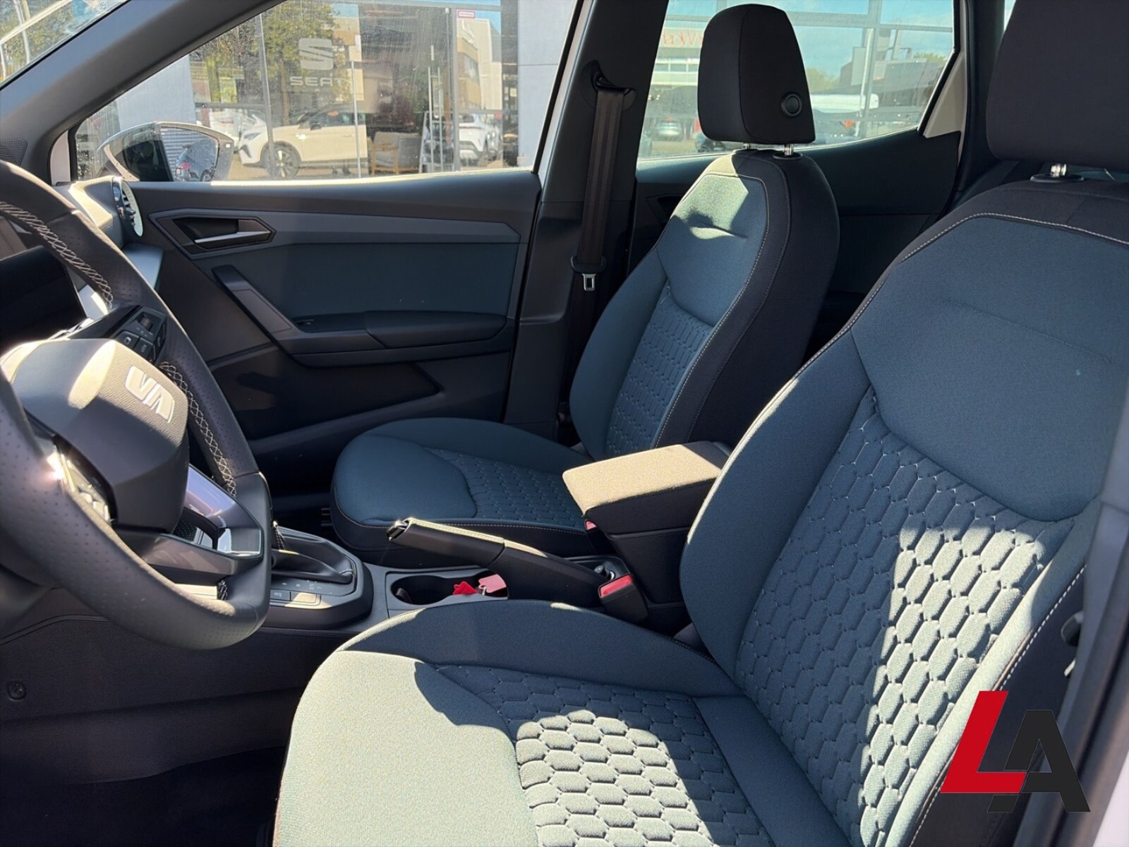SEAT Arona – Bild 9