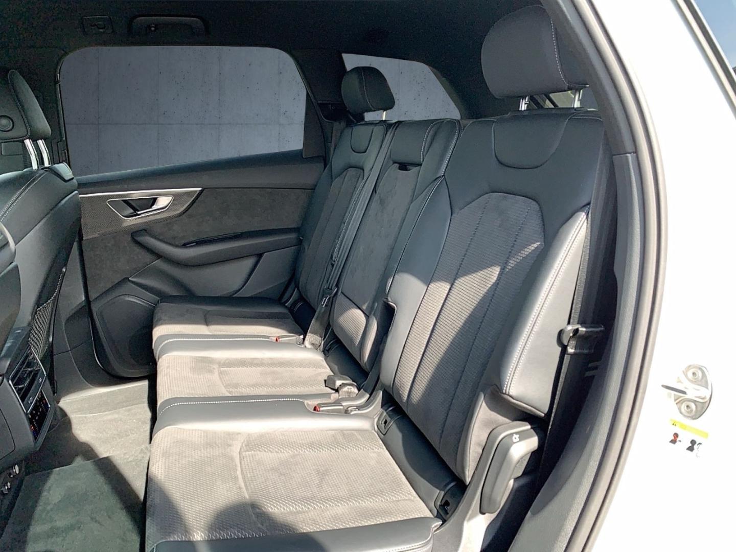 Image about Audi Q7 45 TDI quattro tiptronic