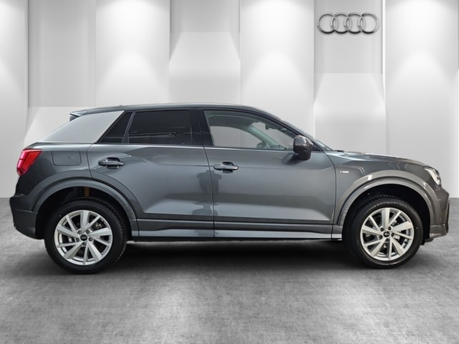 Audi Q2 S line