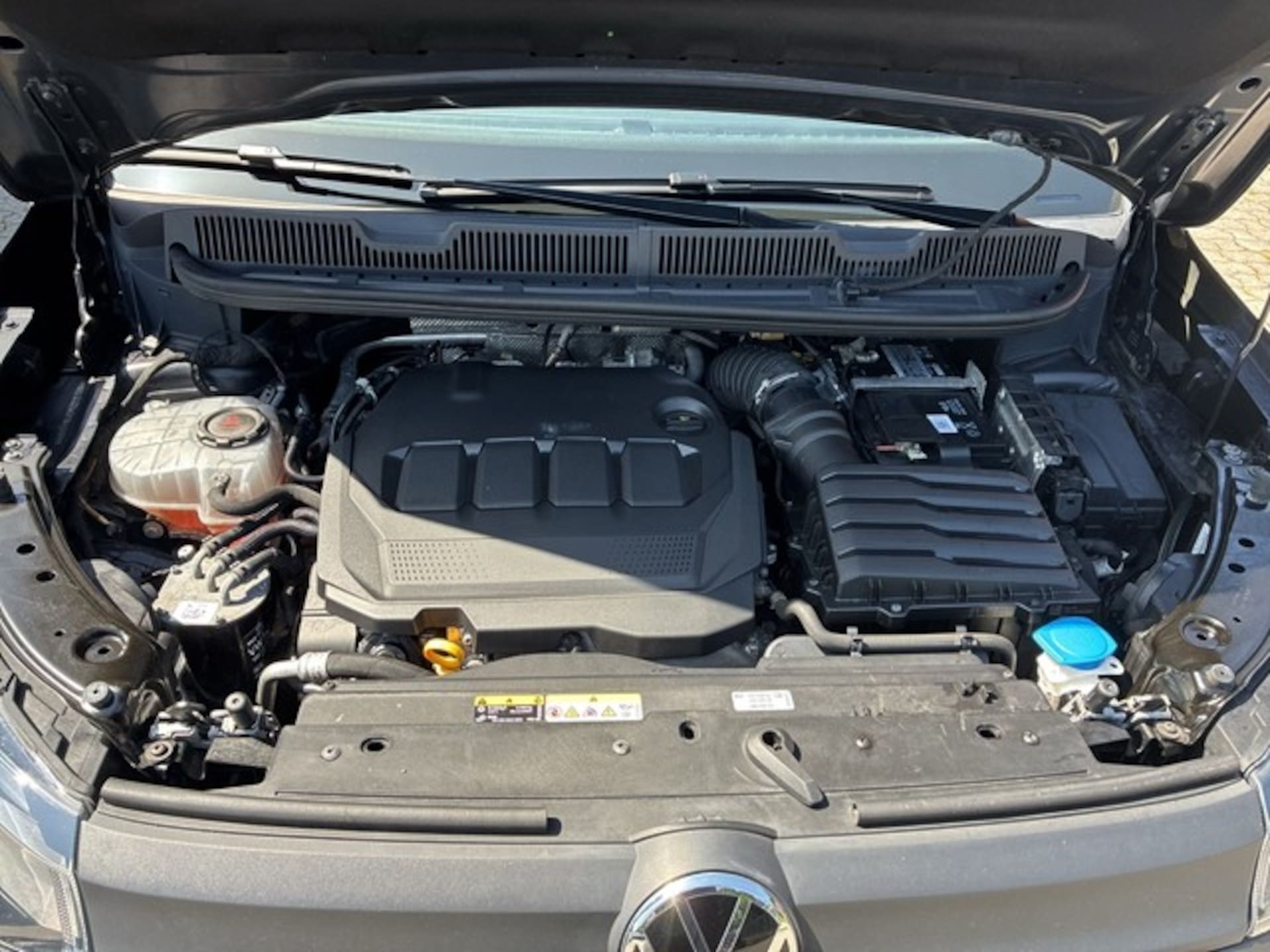 Volkswagen Caddy Basis-Modell