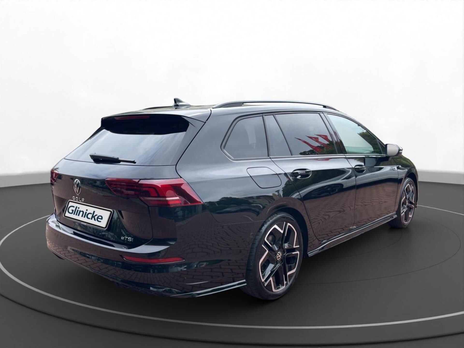 Volkswagen Golf Variant R-Line