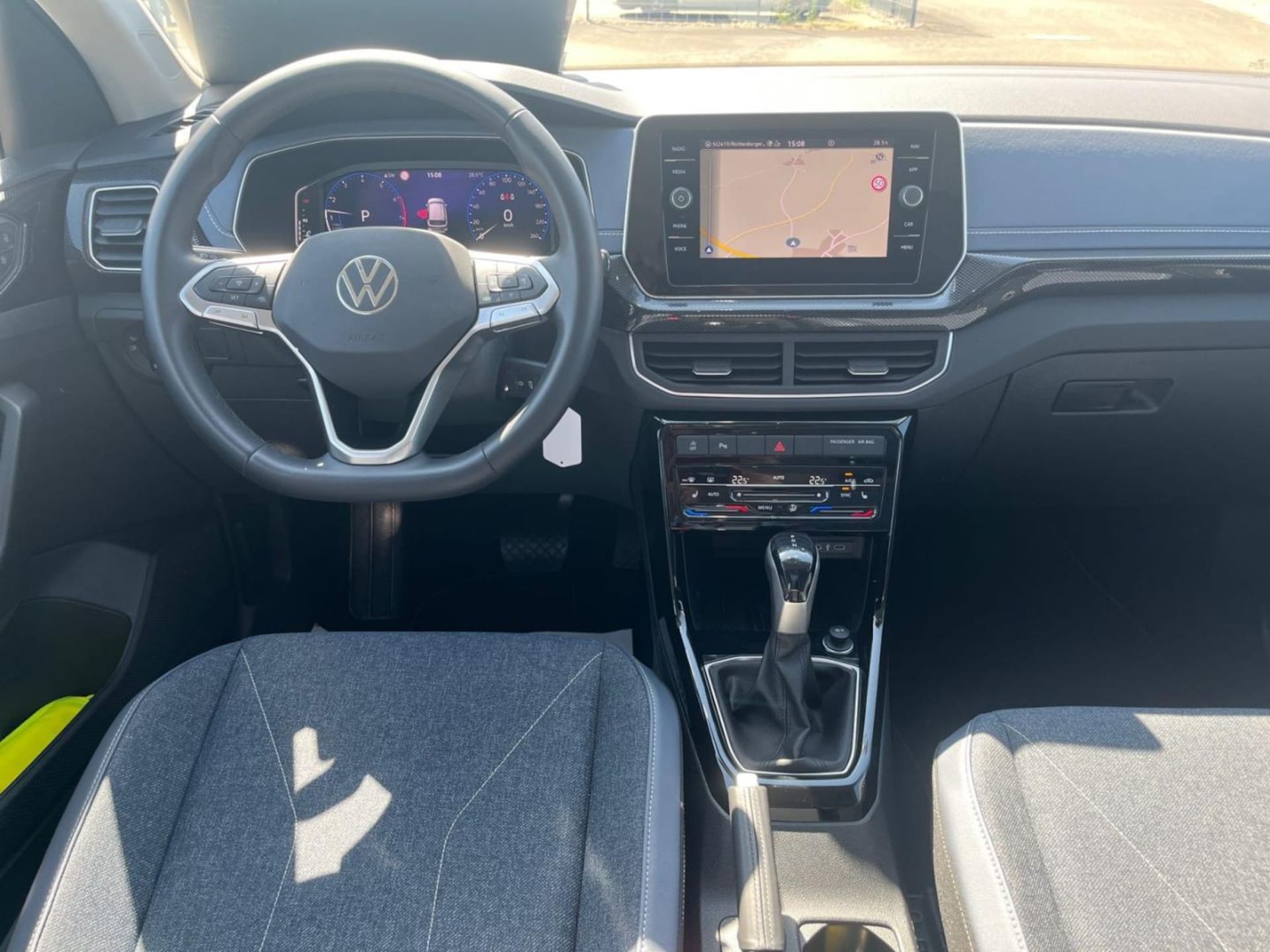 Volkswagen T-Cross Style