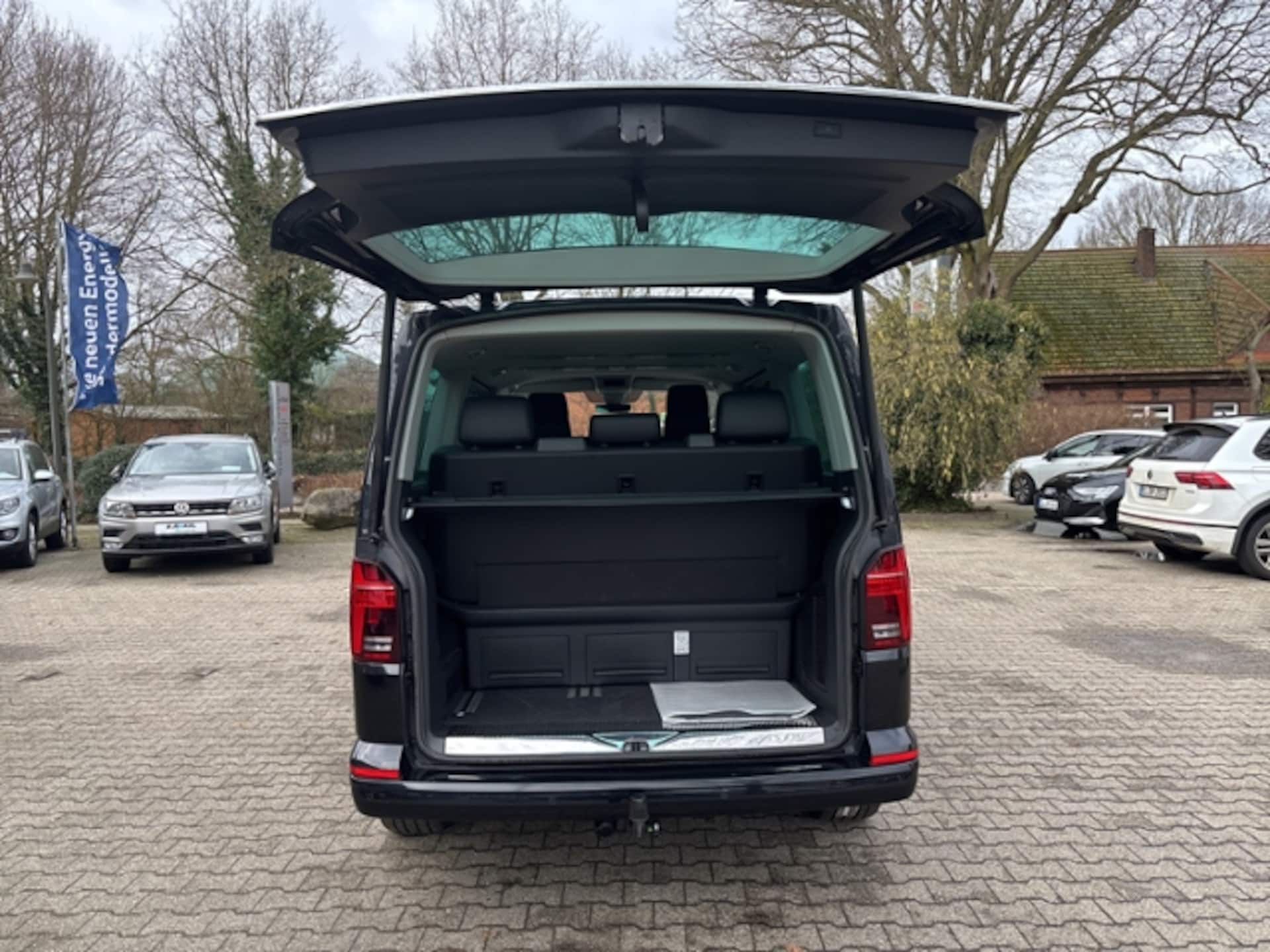 Volkswagen T6.1 Multivan Comfortline
