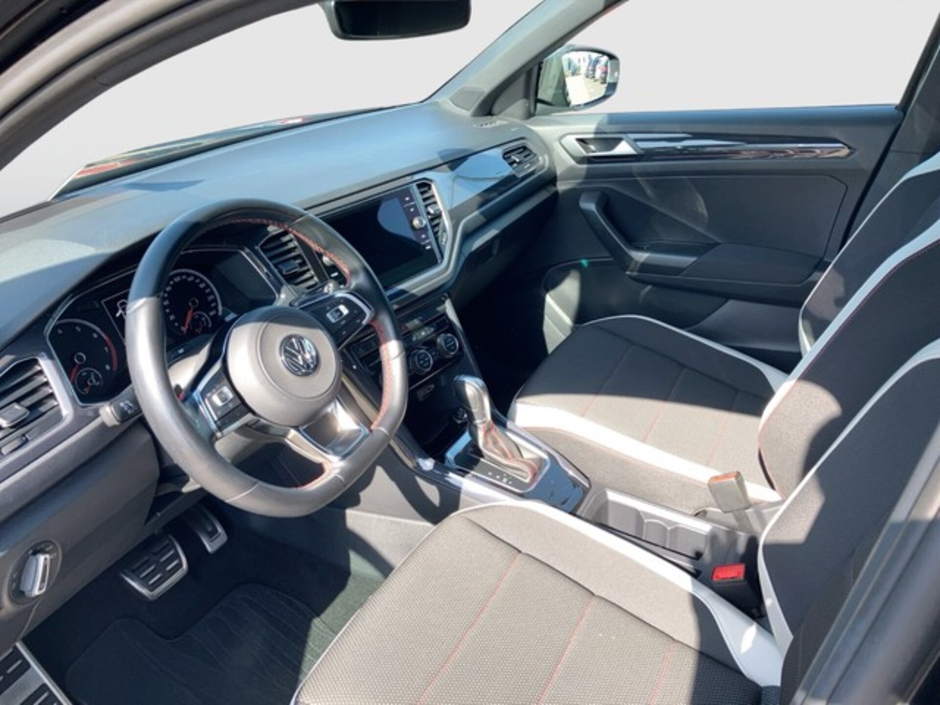 Volkswagen T-Roc Sport