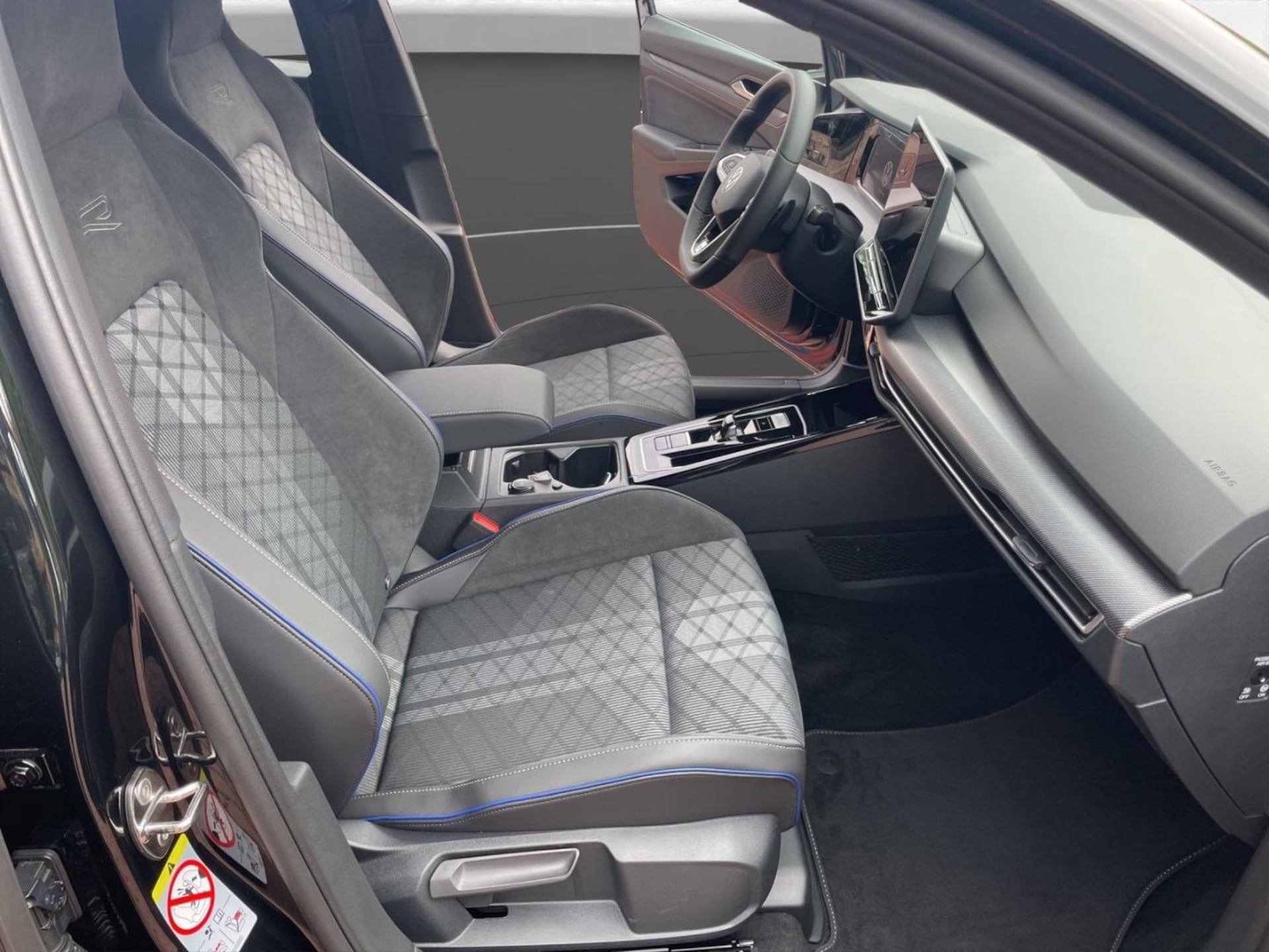 Volkswagen Golf Variant R-Line