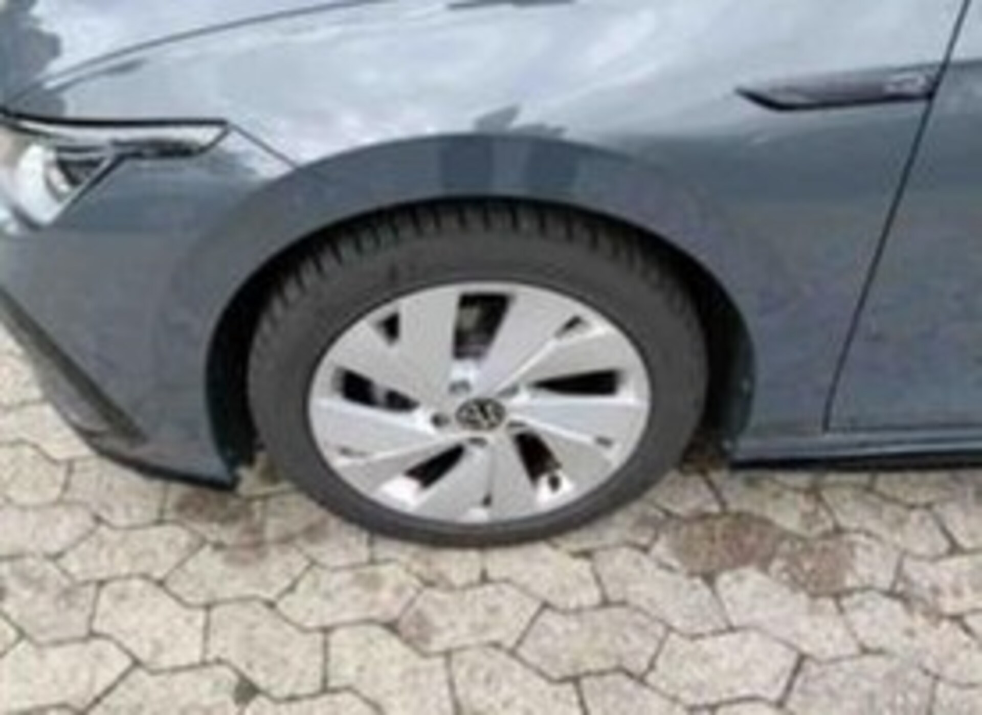 Volkswagen Golf R-Line