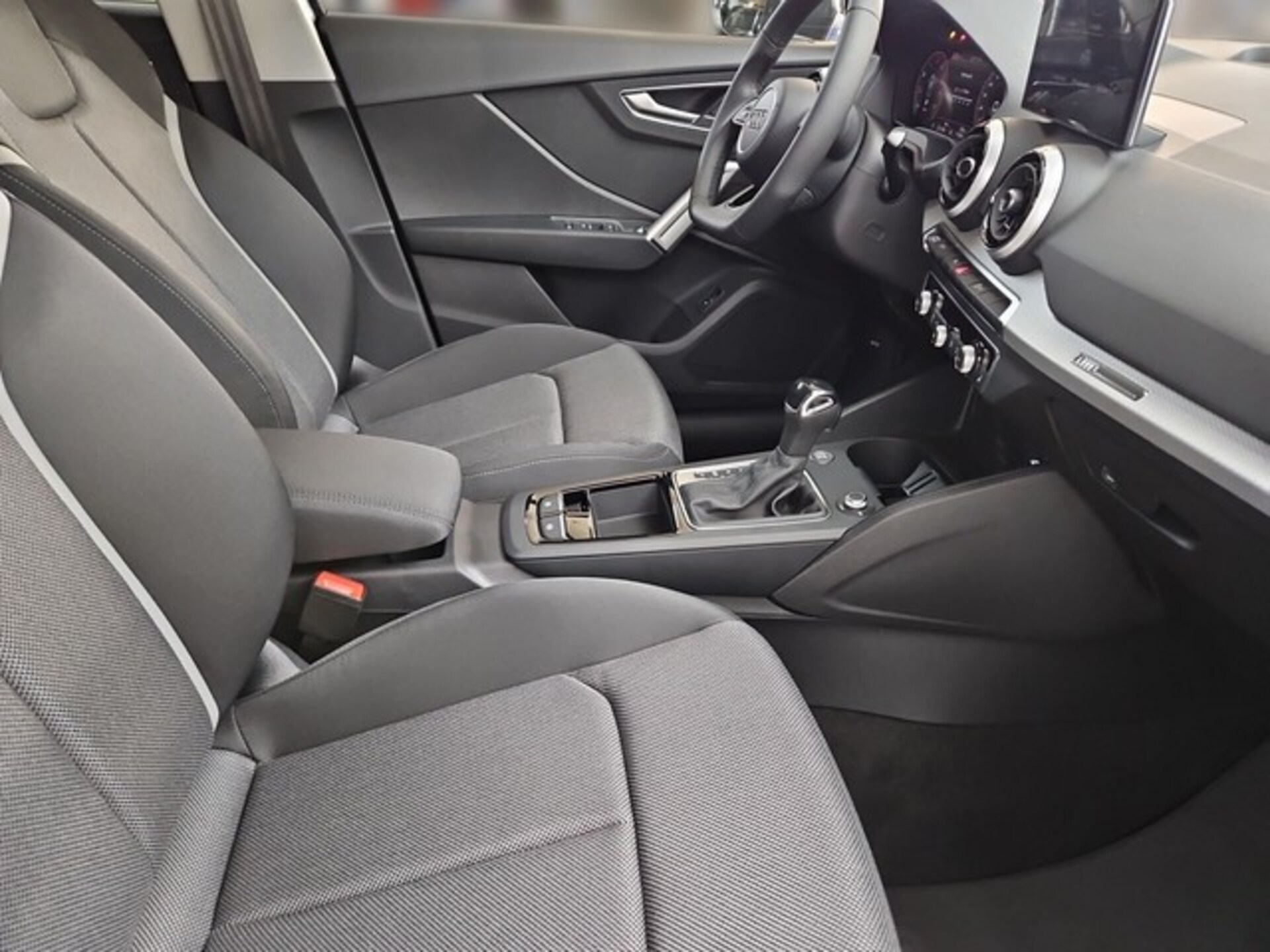 Audi Q2 S line