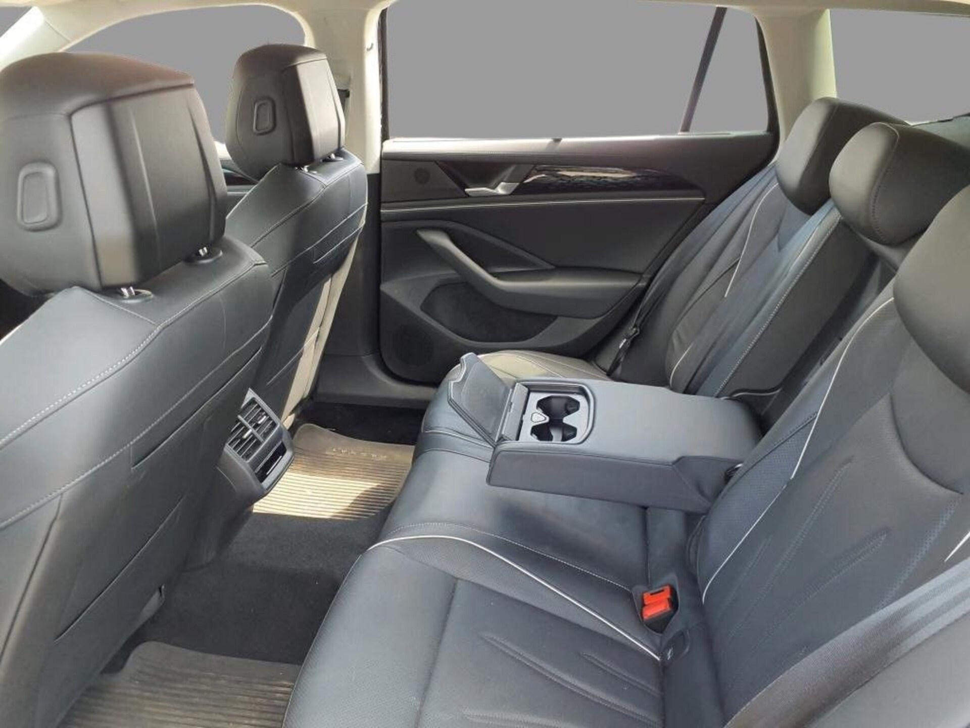 Volkswagen Passat Elegance