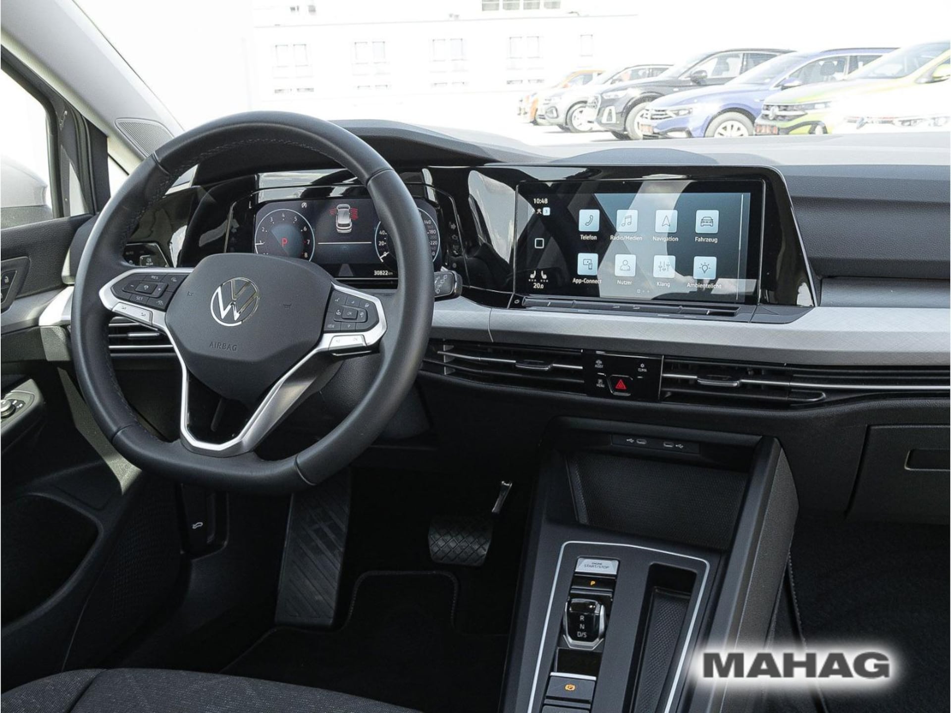 Volkswagen Golf Life