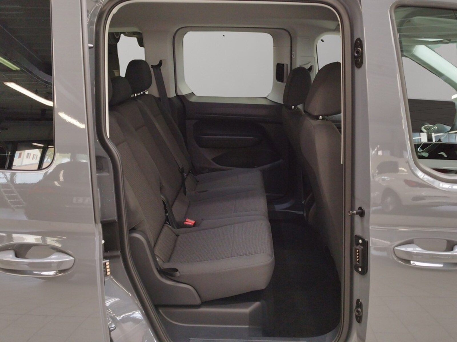Volkswagen Caddy – Bild 11