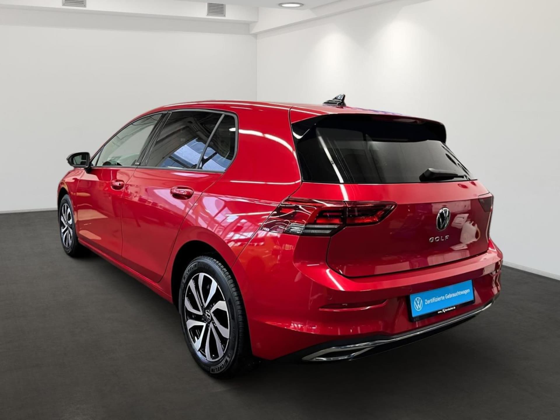 Volkswagen Golf Active