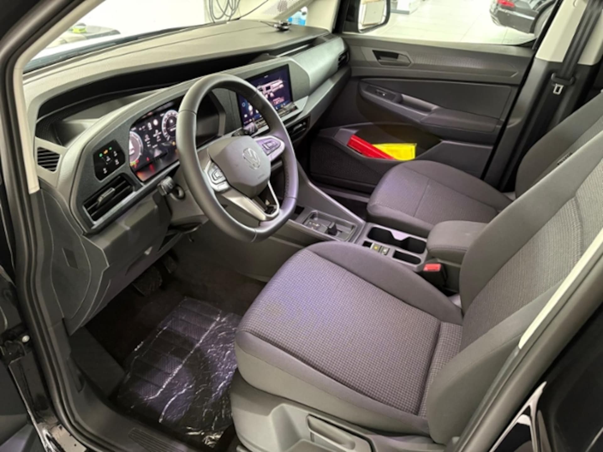 Volkswagen Caddy Maxi Basis-Modell