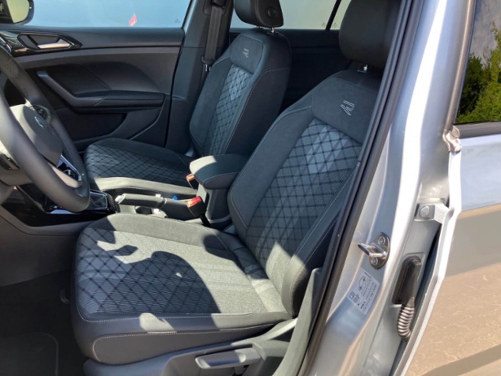 Volkswagen T-Cross – Bild 15