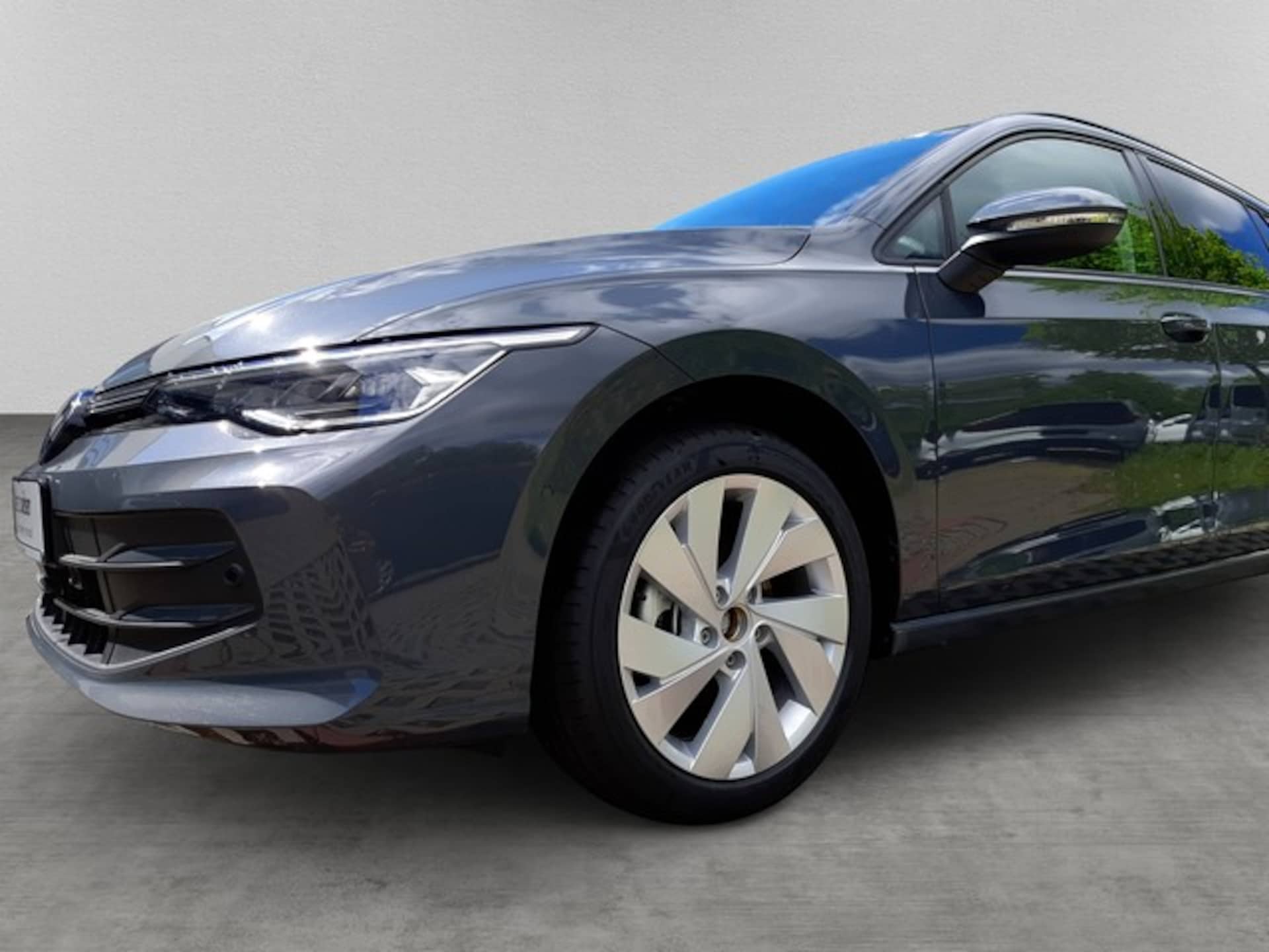 Volkswagen Golf Variant Life
