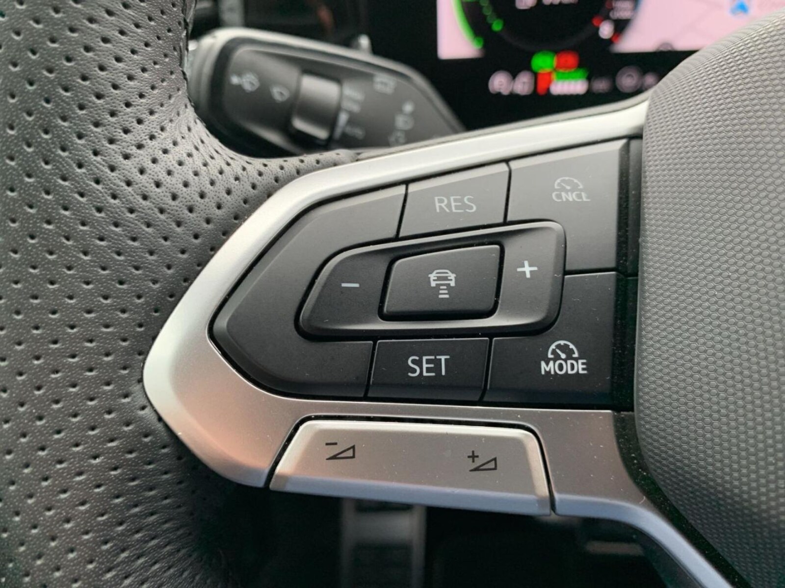 Volkswagen Tiguan – Bild 20