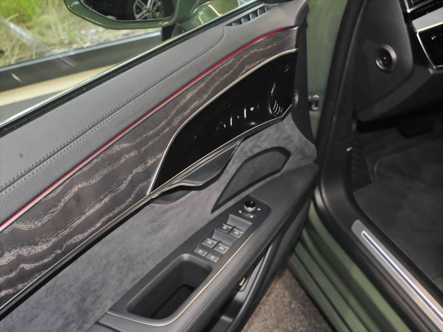 Bild über Audi A8 50 TDI quattro tiptronic - für weitere Informationen kontaktieren Sie den Audi Partner