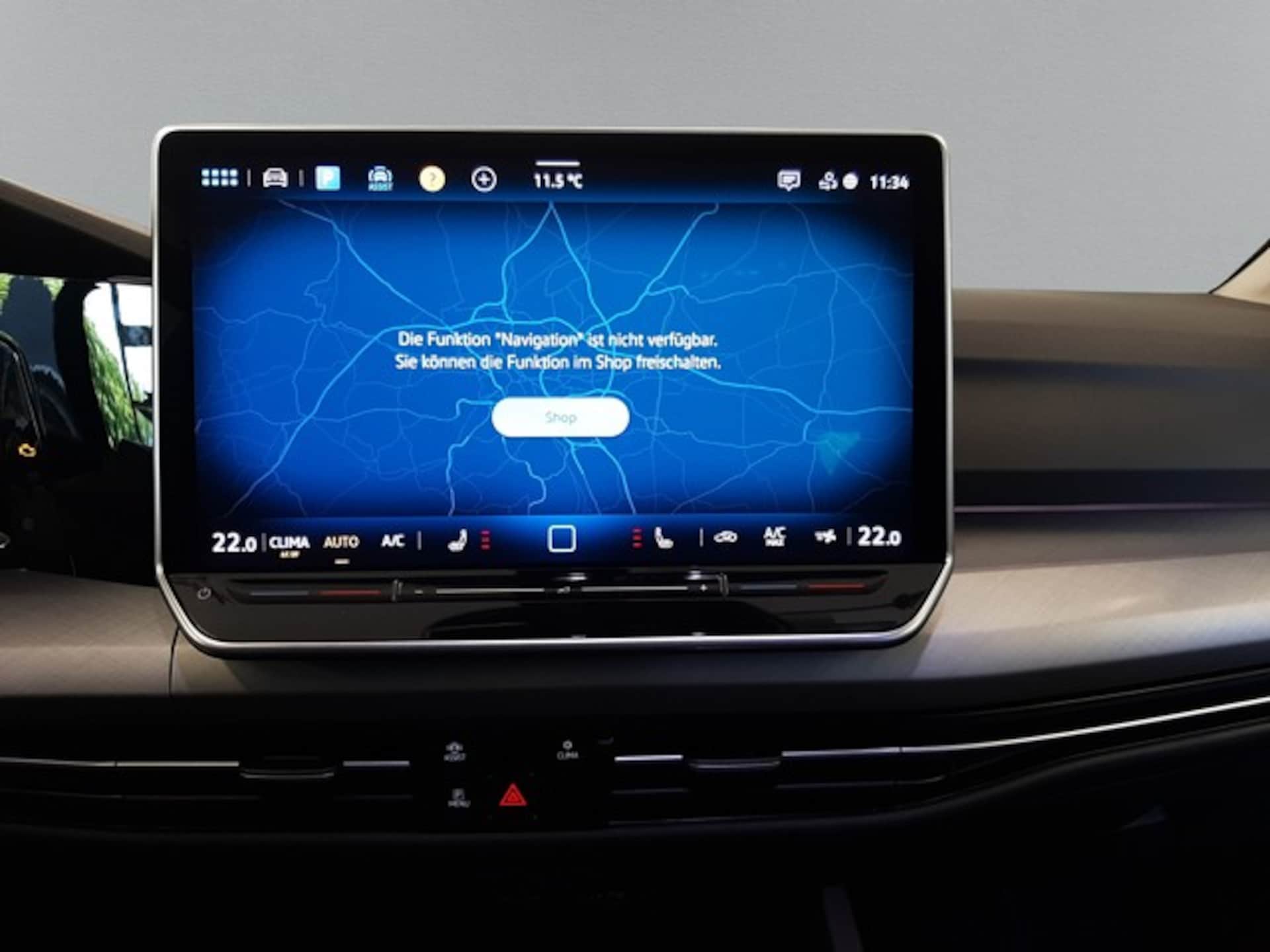 Volkswagen Golf Variant Life