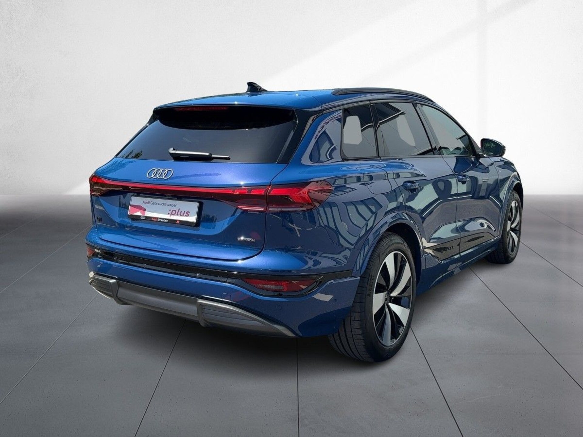 Audi Q6 SUV e-tron