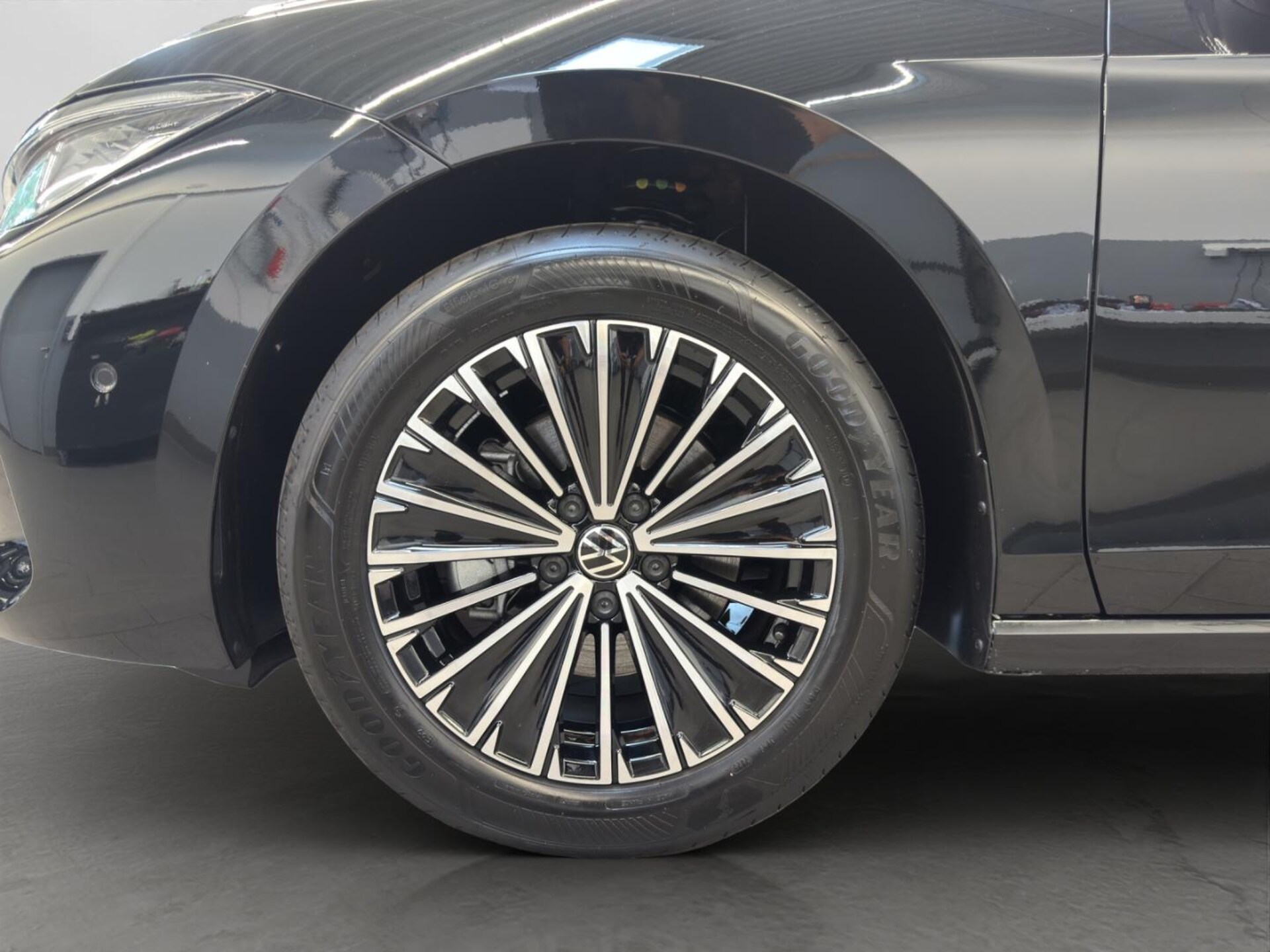 Volkswagen Passat Elegance