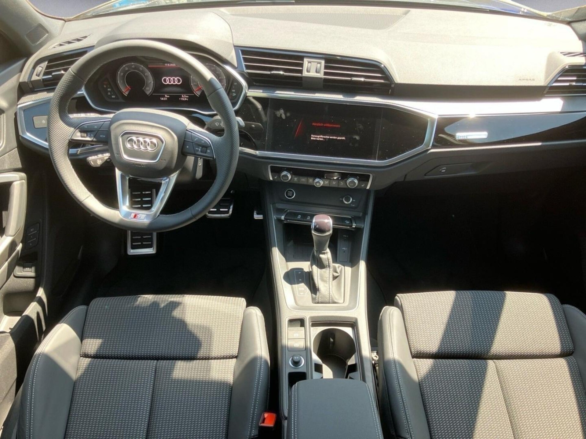 Audi Q3 SUV S line