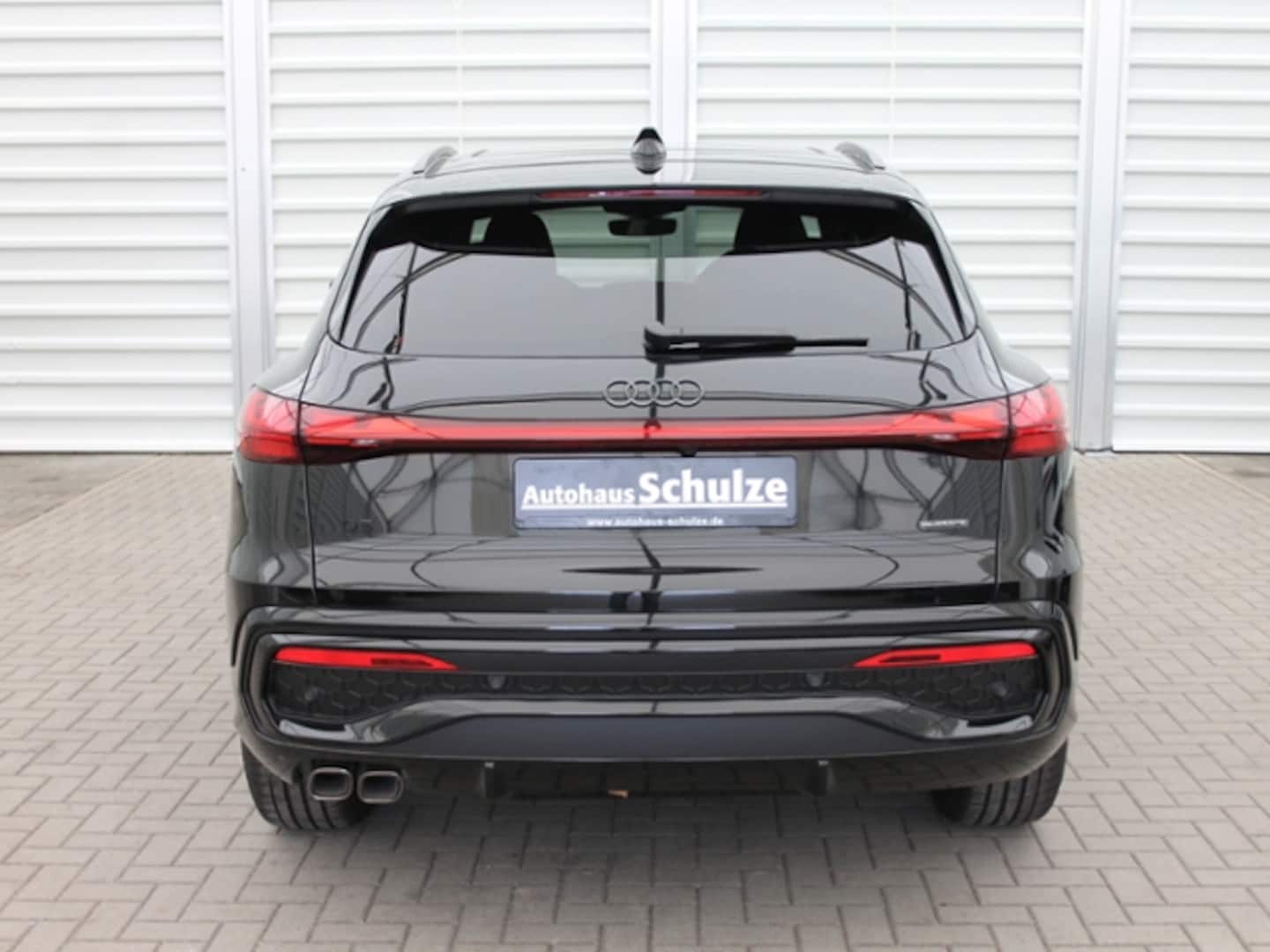 Bild über Audi Q5 SUV TDI quattro 150 kW S tronic - für weitere Informationen kontaktieren Sie den Audi Partner